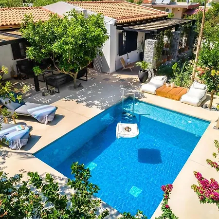 Halo 100m Next To The With Private Pool * 리가리아