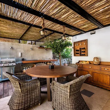 Villa Halo 100m Next To The With Private Pool